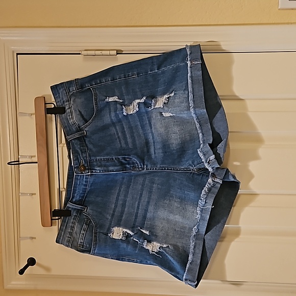 Chic Soul Pants - Chic Soul NWOT Light blue Denim shorts Size 2x